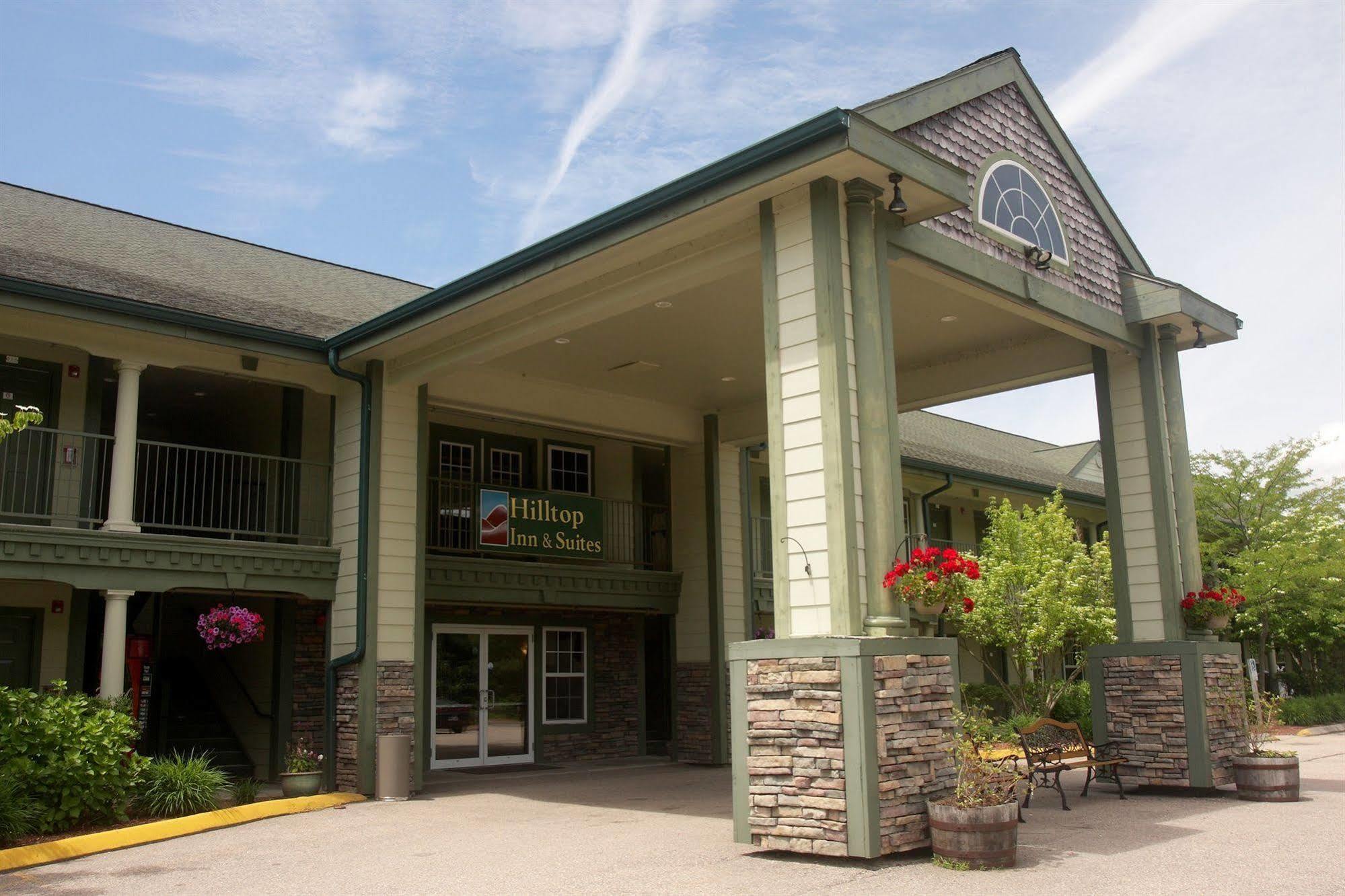 Hilltop Inn & Suites, Near Foxwoods Casino North Stonington Exterior foto